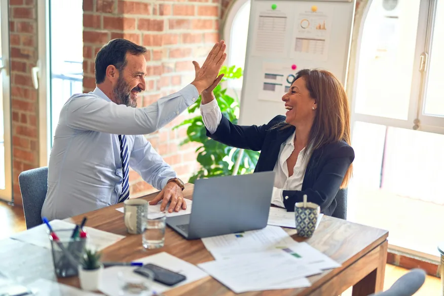 Be Tech Secure consultant talking with a client